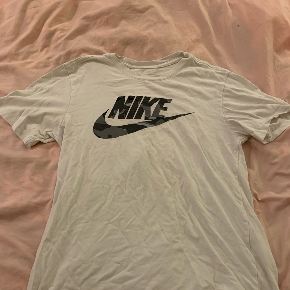 nike camo shirt